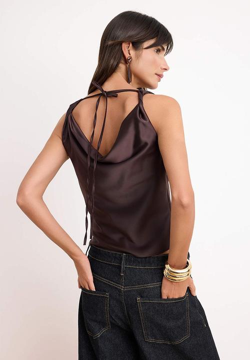 Trendyol - Straight Collar Sleeveless Satin Blouse - Dark Brown