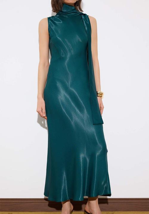 Trendyol - Plain Woven Satin Midi Evening Dress - Emerald Green