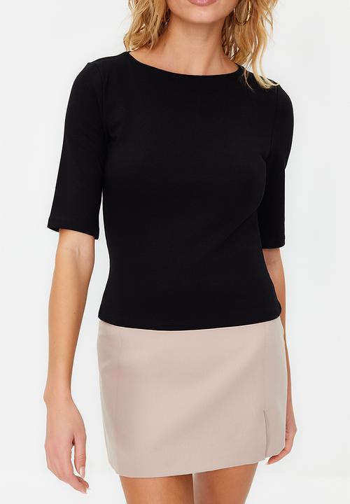 Trendyol - Fitted Short Sleeve Knitted Blouse - Black
