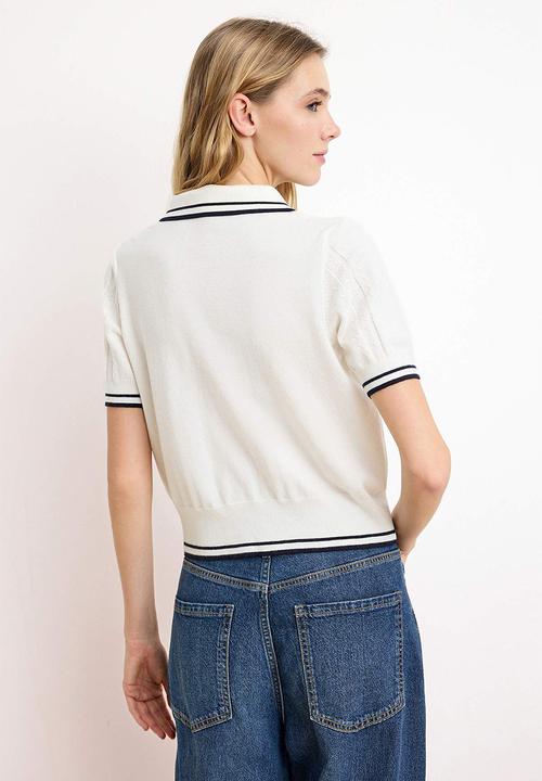 Trendyol - Polo Collar Buttoned Short Sleeve Knitwear - Ecru