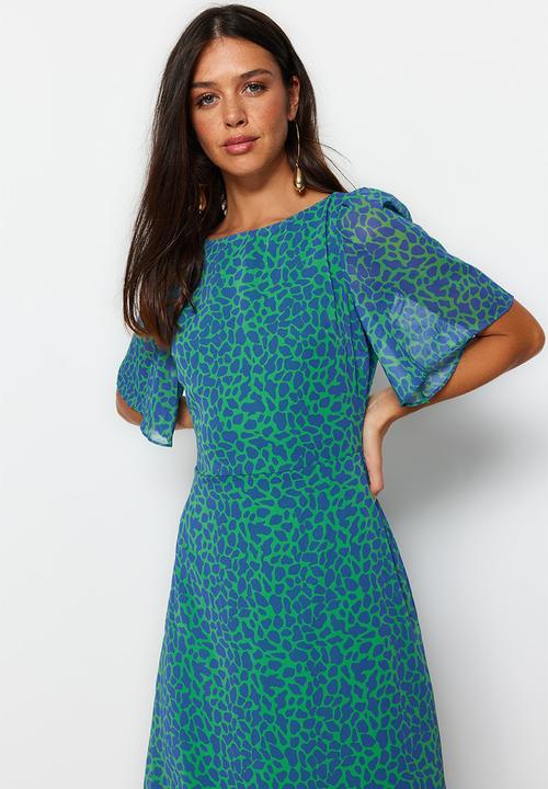 Trendyol - Animal Print A-Line Woven Midi Dress - Green
