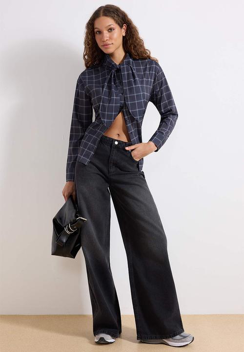 Trendyol - High Waist Extra Wide Leg Jeans - Black
