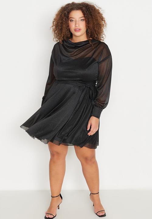 Trendyol - Plus Open Waist/Skater Silvery Mini Knitted Dress - Black
