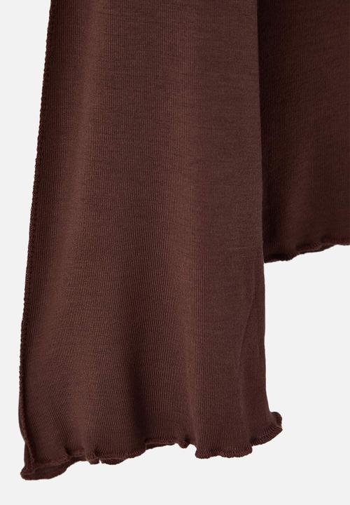 Trendyol - Plus Soft Fabric Ribbed Detail Spanish Sleeve Knitted Blouse - Brown