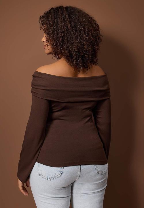 Trendyol - Plus Viscose Soft Fabric Bodycon Carmen Collar Knitted Blouse - Brown