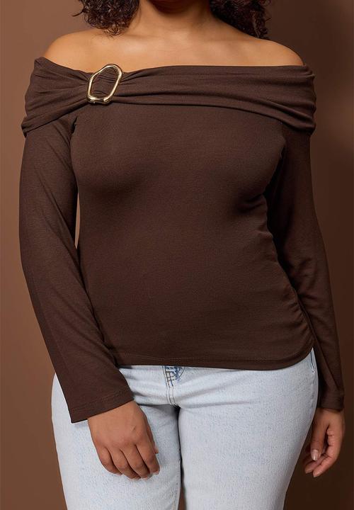 Trendyol - Plus Viscose Soft Fabric Bodycon Carmen Collar Knitted Blouse - Brown