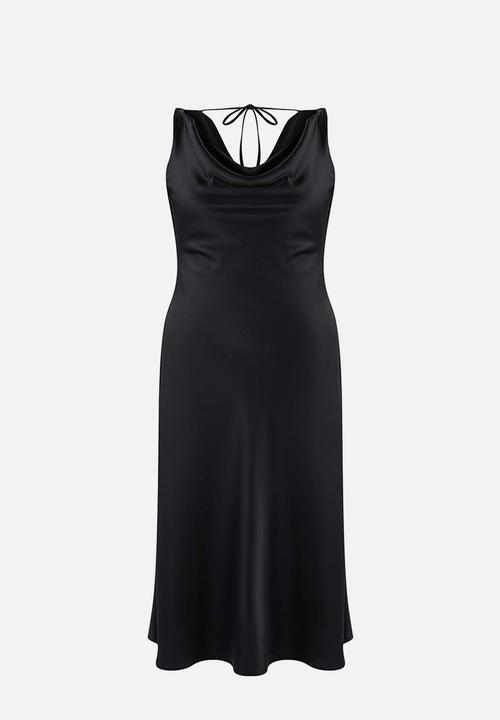Trendyol - Plus Satin Woven Dress - Pitch Black