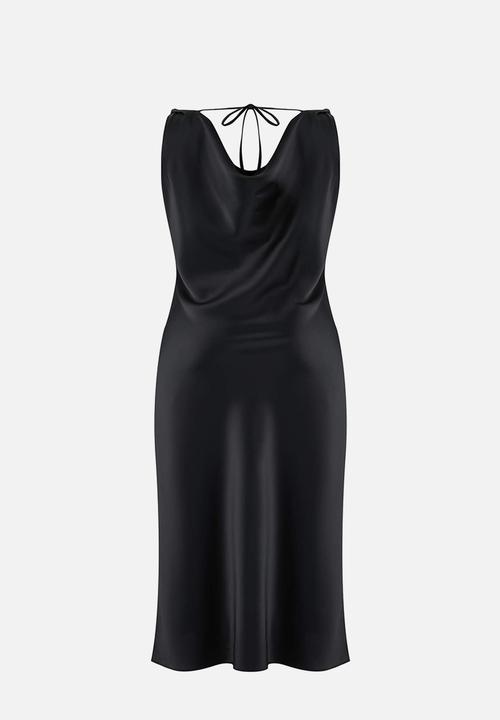 Trendyol - Plus Satin Woven Dress - Pitch Black
