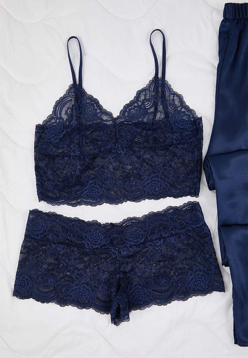 Trendyol - Plus 3-Piece Dowry Set Top Lace Bottom Satin Pajama Set - Navy Blue