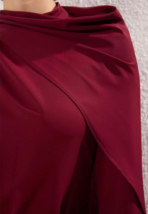 Trendyol - Cape Detailed Woven Dress - Burgundy
