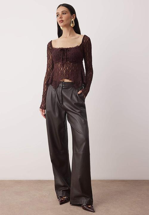 Trendyol - Square Collar Lace Blouse - Burgundy