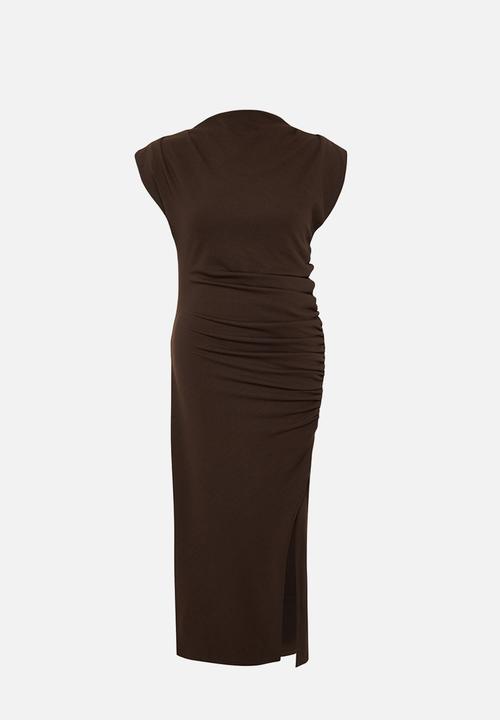 Trendyol - Plus Gather Detailed Midi Knitted Dress - Brown