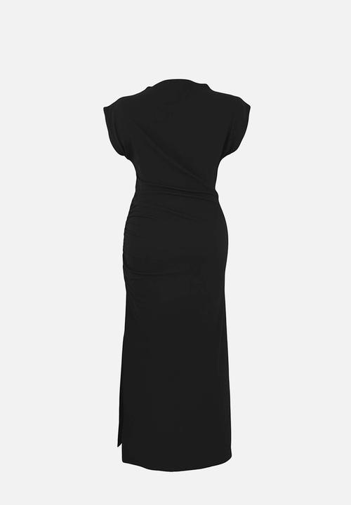 Trendyol - Plus Shirred Detailed Midi Knitted Dress - Black