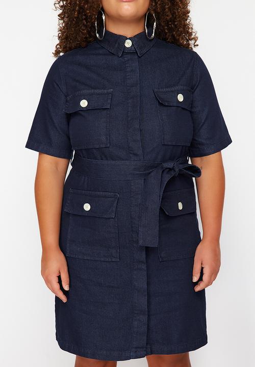 Trendyol - Plus Belt Detailed 100% Cotton Denim Shirt Dress - Dark Blue