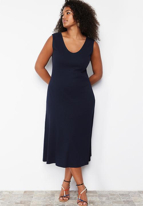 Trendyol - Plus Corded A-line Midi Knitted Dress - Navy Blue