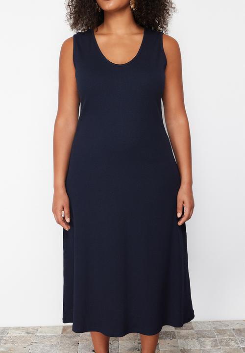 Trendyol - Plus Corded A-line Midi Knitted Dress - Navy Blue