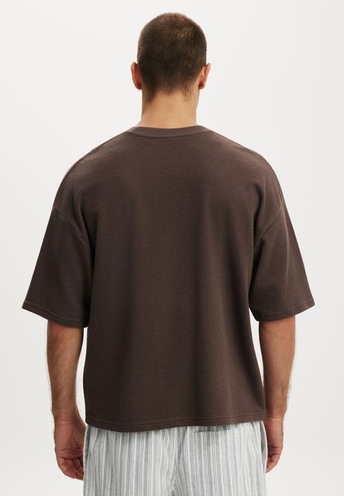 Cotton On - Cropped fit T-shirt - washed chocolate terry