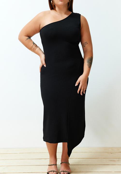Trendyol - Plus Single Shoulder Asymmetrical Knitted Dress - Black