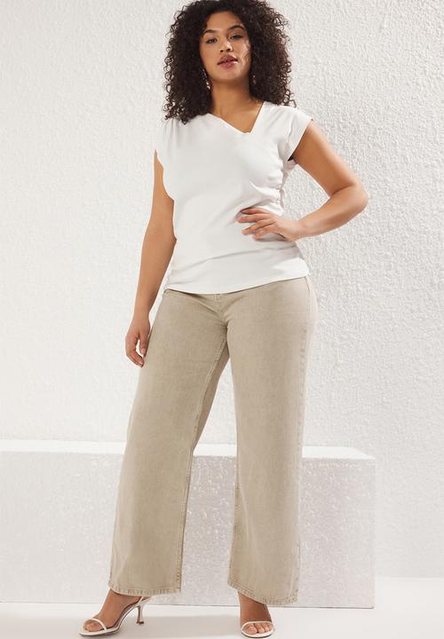 Trendyol - Plus Asymmetrical Neckline Knitted Blouse - Ecru