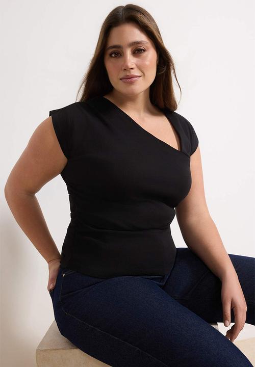 Trendyol - Plus Soft Fabric Asymmetric Collar 100% Cotton Knitted Blouse - Bllack
