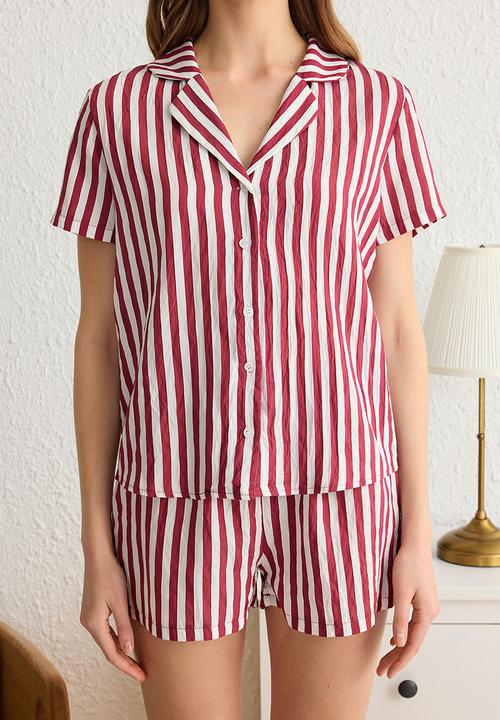 Trendyol - Striped textured pajamas set - burgundy