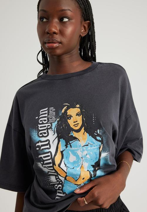 Factorie - Oversized Music Merch Tee - Lcn Bra Washed Black/Britney Spears Oops