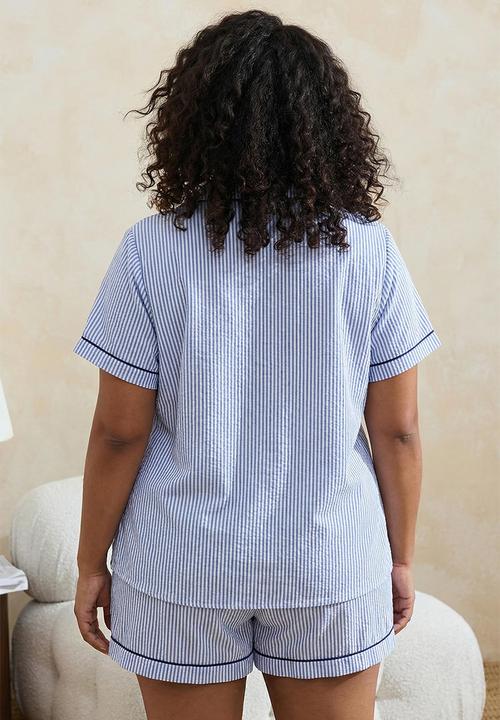 Trendyol - Plus Heart Embroidery Striped Pajamas Set - Navy Blue