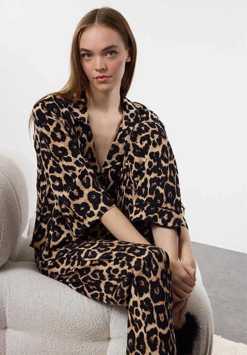 Trendyol - Leopard print ribbed viscose woven pajamas set - multicolor