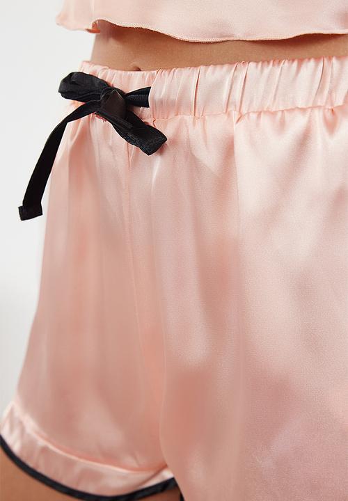 Trendyol - Woven pajamas set with salmon piping - salmon