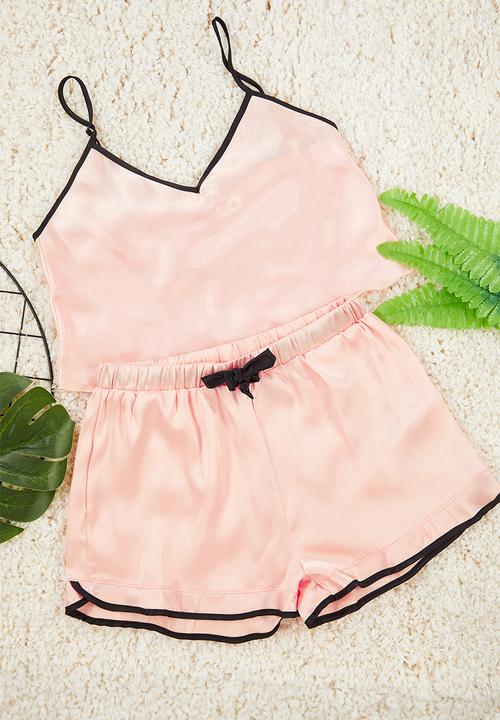 Trendyol - Woven pajamas set with salmon piping - salmon