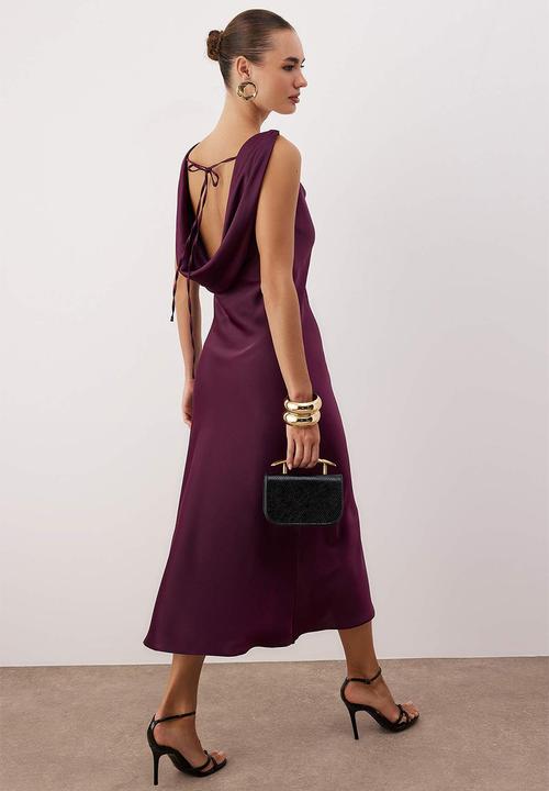 Trendyol - Plain Accessory Detailed Woven Satin Maxi Party Dress - Plum