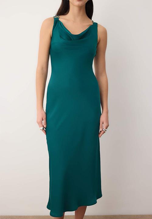 Trendyol - Woven Satin Midi with Stone Accessories - Emerald Green