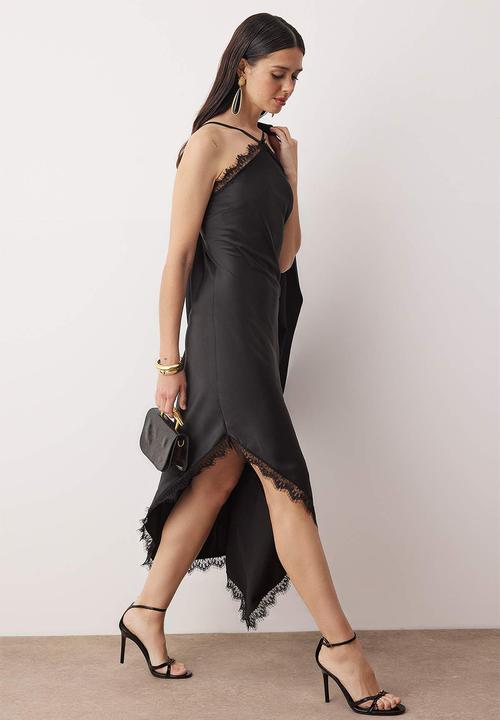 Trendyol - Lace Detailed Woven Satin Midi Unlined Evening Dress - Black