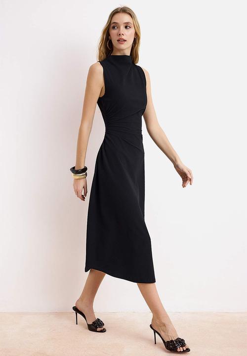 Trendyol - A-Line Asymmetrical  Midi Knitted Dress - Black