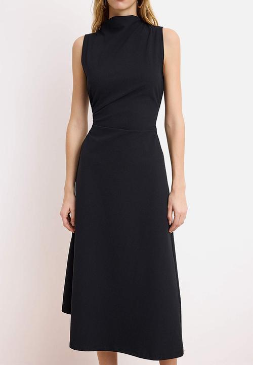 Trendyol - A-Line Asymmetrical  Midi Knitted Dress - Black