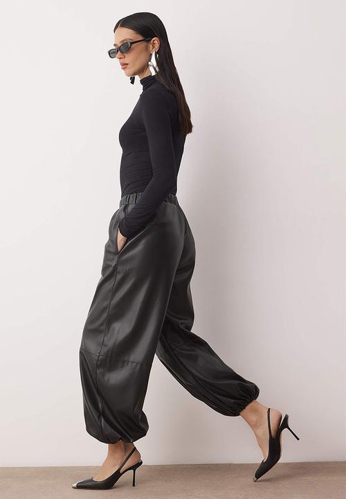 Trendyol - Leather Look Harem Trousers - Black