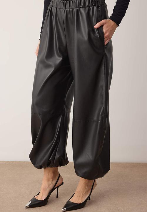Trendyol - Leather Look Harem Trousers - Black