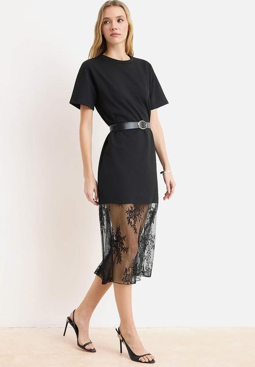 Trendyol - Shift Low Sleeve Lace Detailed Midi Interlock Knitted Dress - Black