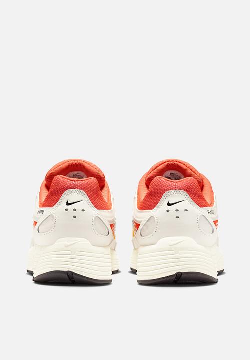Nike - Nike P-6000