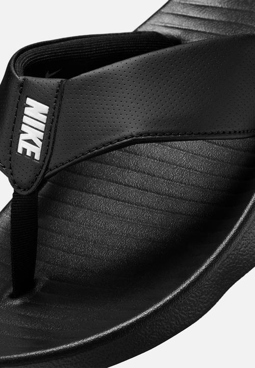 Nike - Nike Marina - black/white