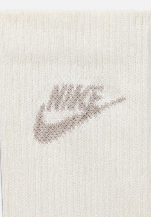 Nike - NSW Everyday Elevated Futura Crew Socks (3-Pack) - Multi