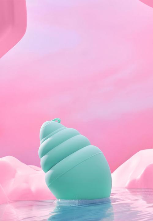 essence - Disney THE LITTLE MERMAID Ice Face Roller - 01 Keep It Cool, Mermaid