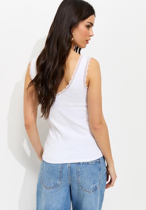 New Look - Vde lace trim vest - white
