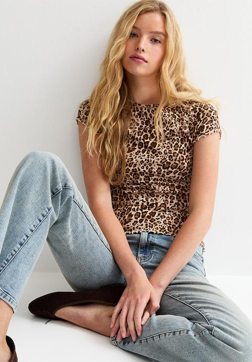 New Look - Leo babylock tee - brown