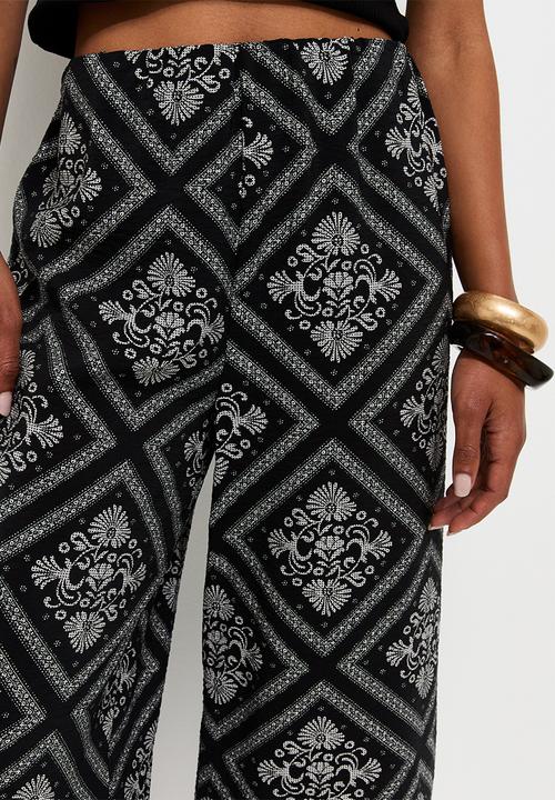 New Look - Lottie tile honor crop - black