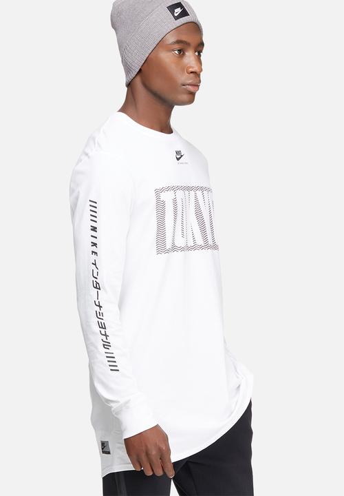 Nike - International top