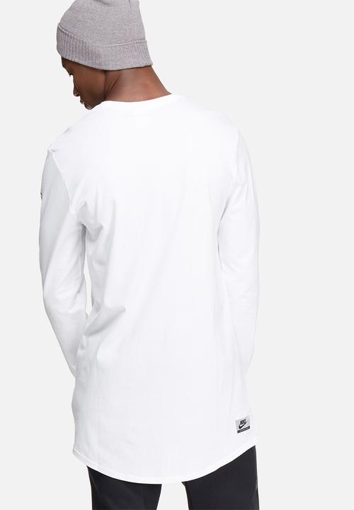 Nike - International top