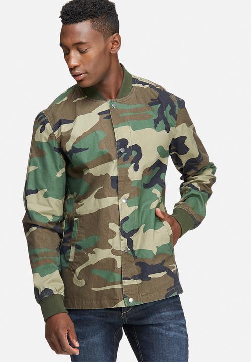 Only & Sons - Camo coated bomber