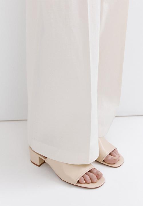 MANGO - Coin open toe mule - light beige