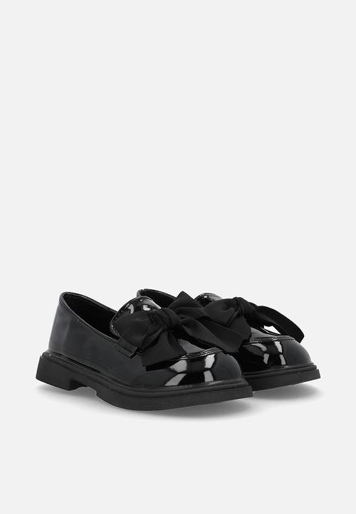 Pop Candy - Faux leather loafers with bow details - black